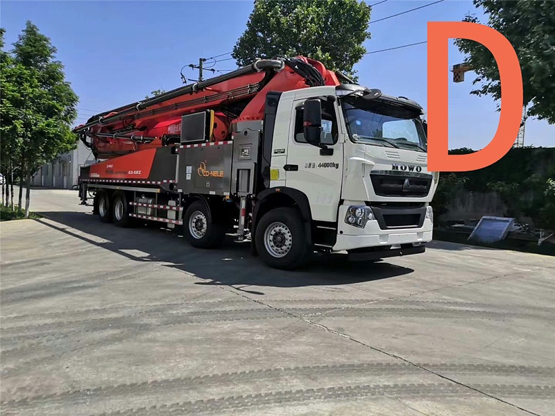 青島（dǎo）混凝土泵車價格 (13)