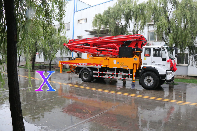 小（xiǎo）型泵車（chē）