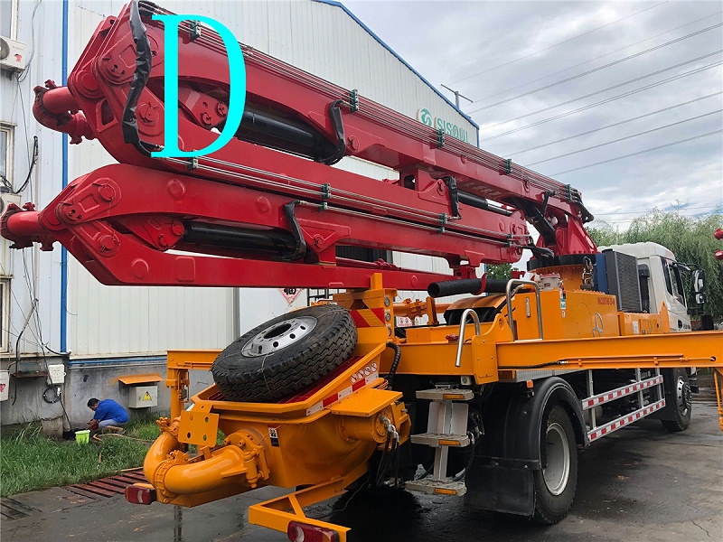 青島小型混凝土（tǔ）泵車價格 (15)