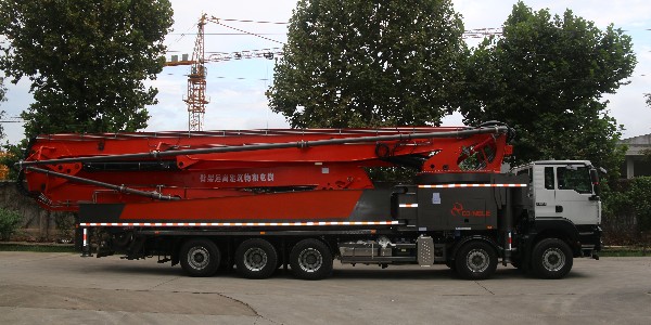 科（kē）尼樂70米混凝土泵車以下5點（diǎn）施工優勢（shì），工地打灰離不開