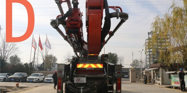 在選擇一台混凝土泵（bèng）車前要（yào）考慮哪些因素？