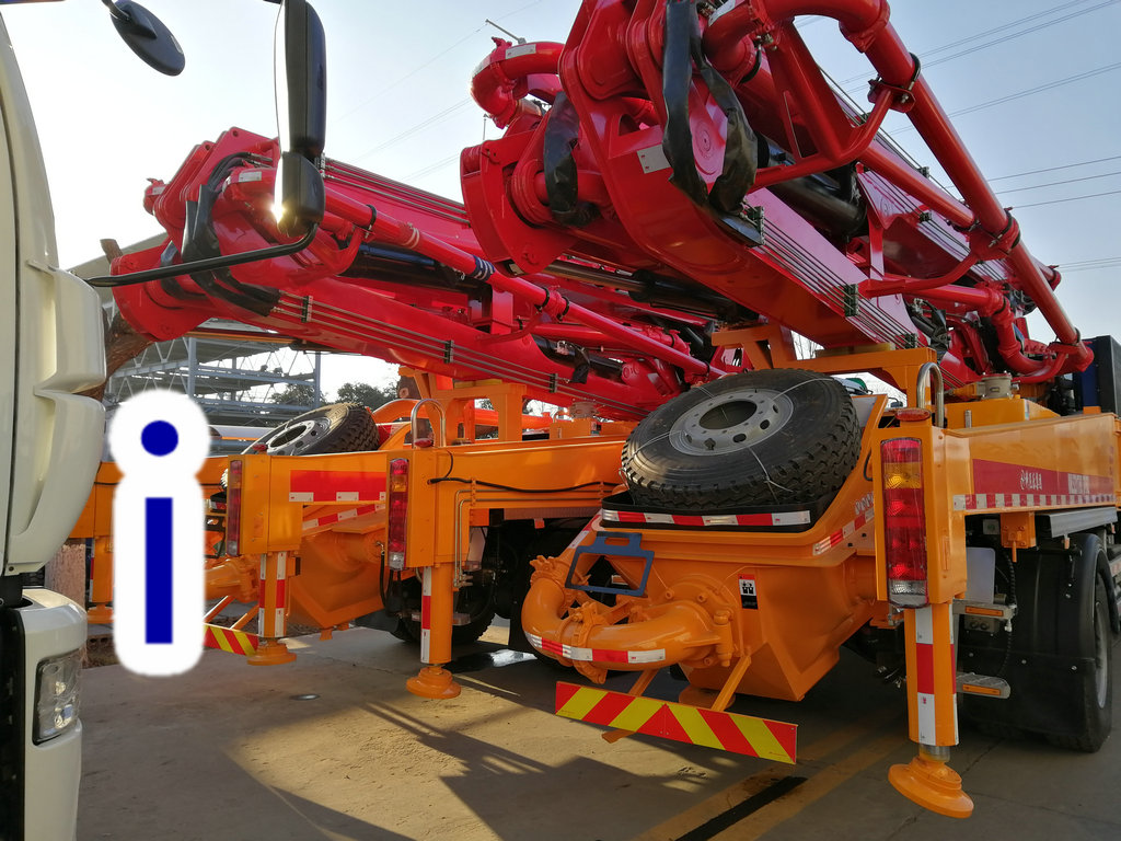 青（qīng）島小型混凝土泵車價格 (18)