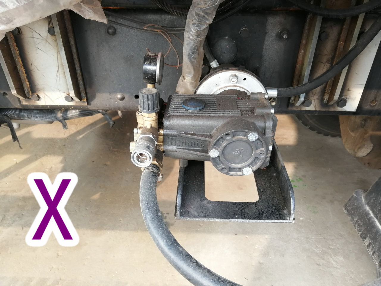 青島小型混凝土泵車價格（gé） (30)