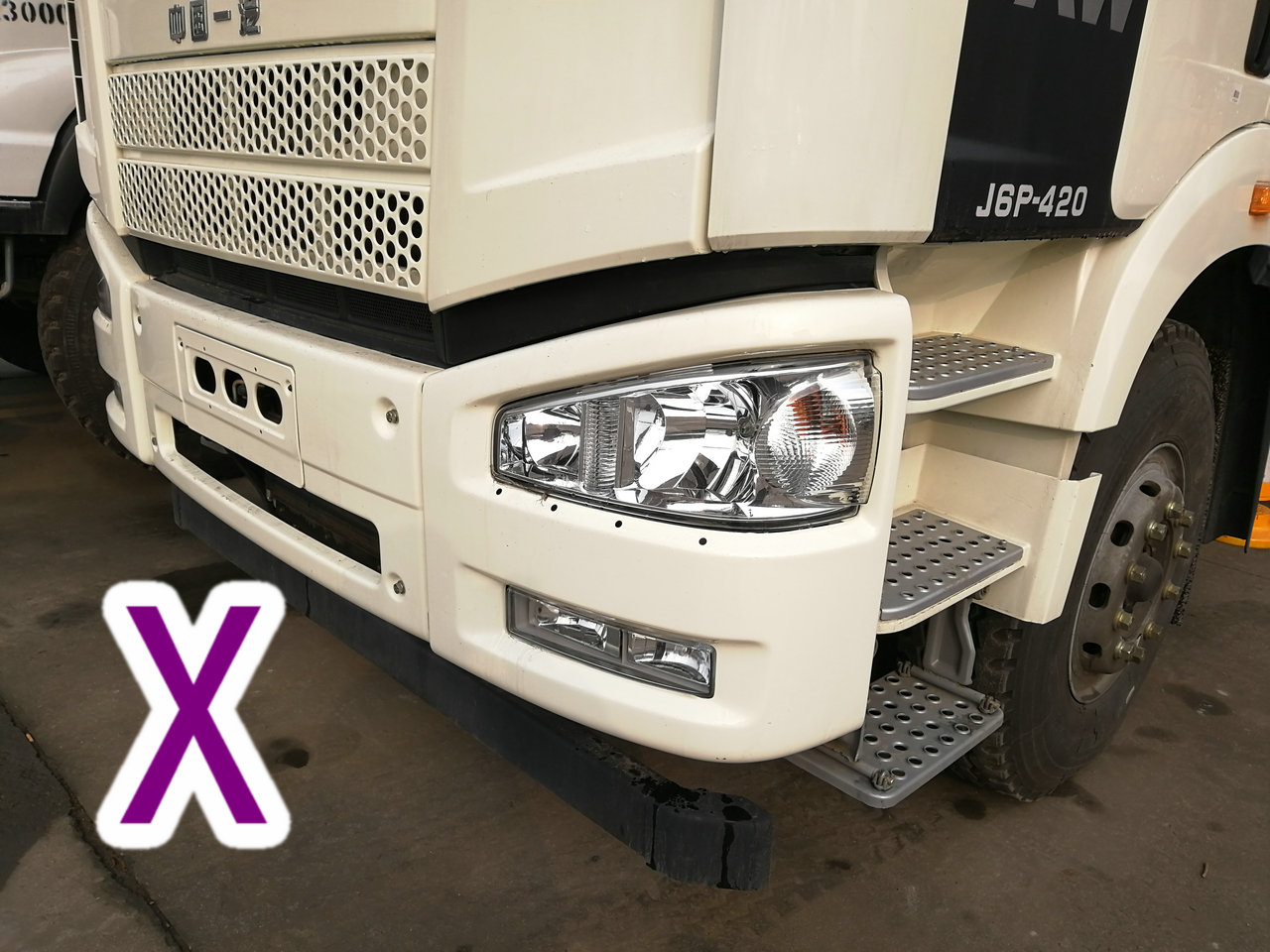 青島（dǎo）小（xiǎo）型混凝土泵車價格 (15)