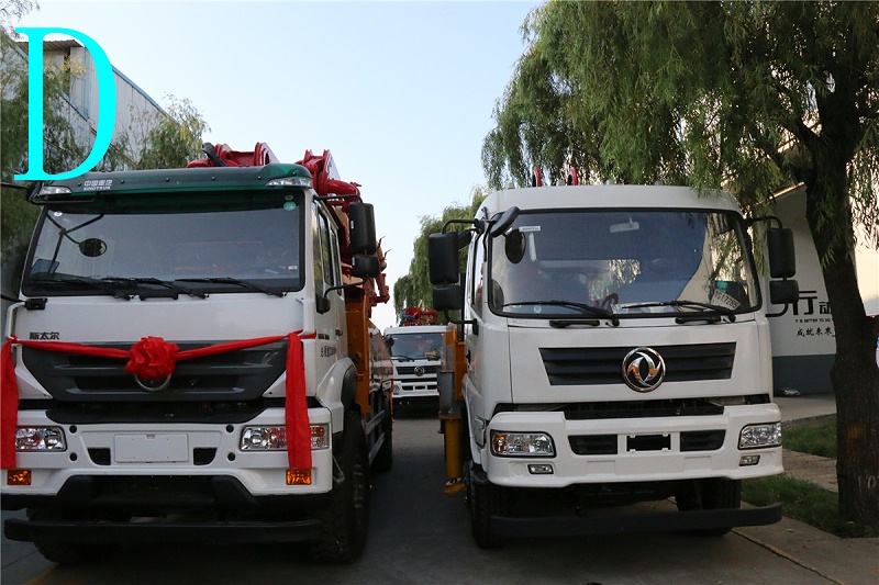 青島小型（xíng）混（hún）凝土泵車價格 (14)