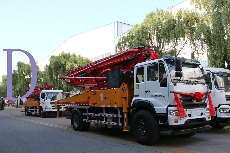 青島混凝土（tǔ）泵車價格 (10)