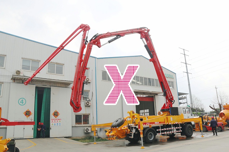 青島小型混凝土泵車價格（gé） (3)