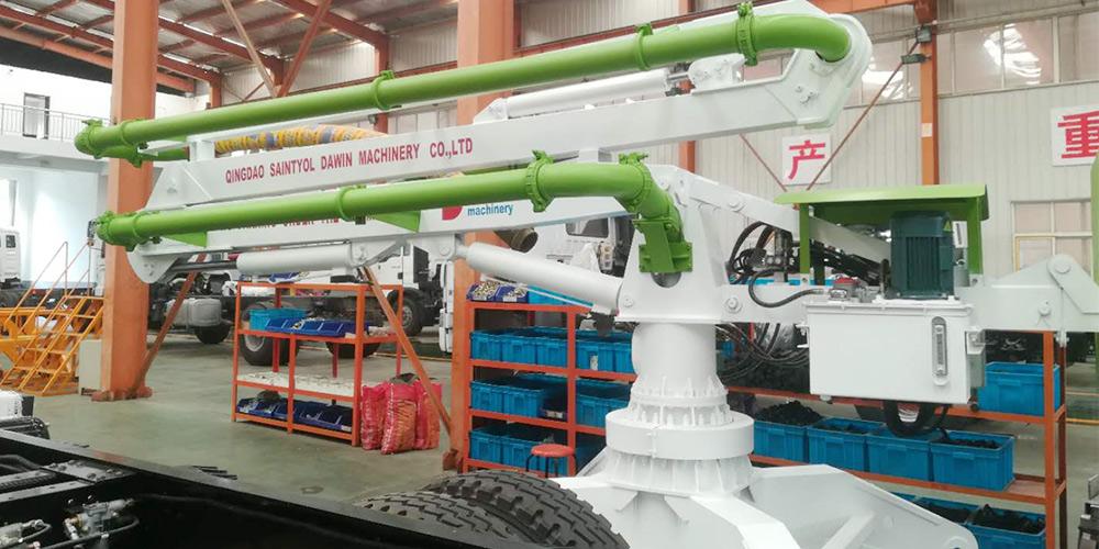 科（kē）尼樂 行（háng）走式液壓布料機