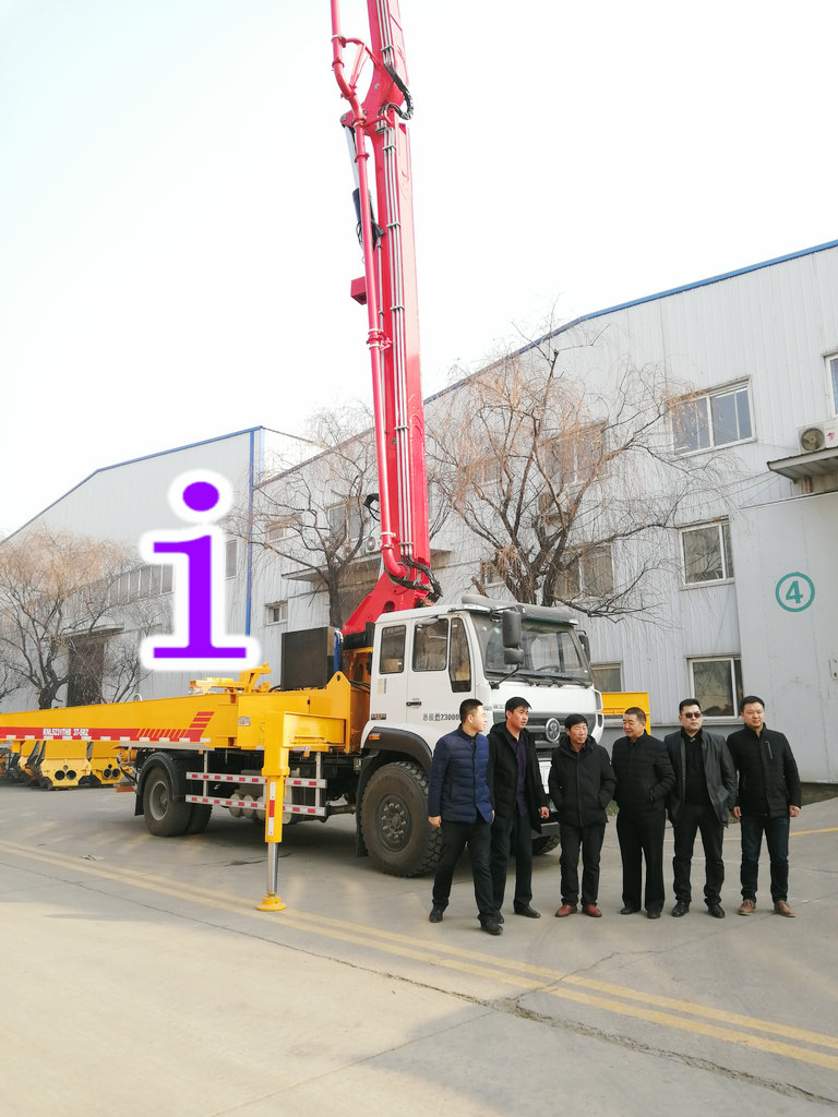 青島（dǎo）小型混凝土泵車價格