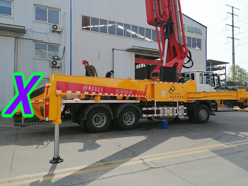 青島小型混凝土（tǔ）泵車價格 (6)