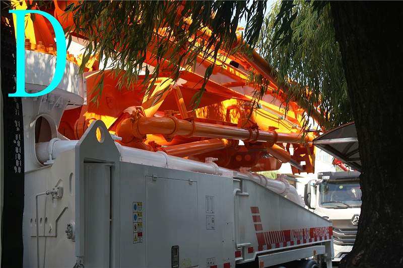 青島小型混凝土泵（bèng）車價格（gé） (19)