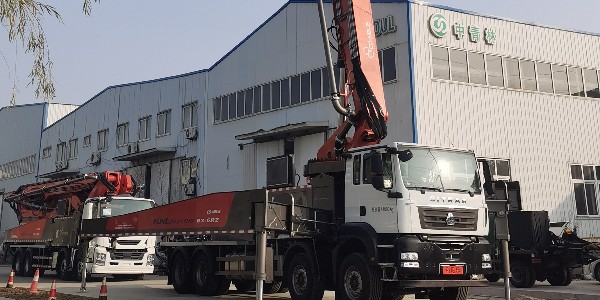 泵車展開支腿（tuǐ）時要注意哪些細節