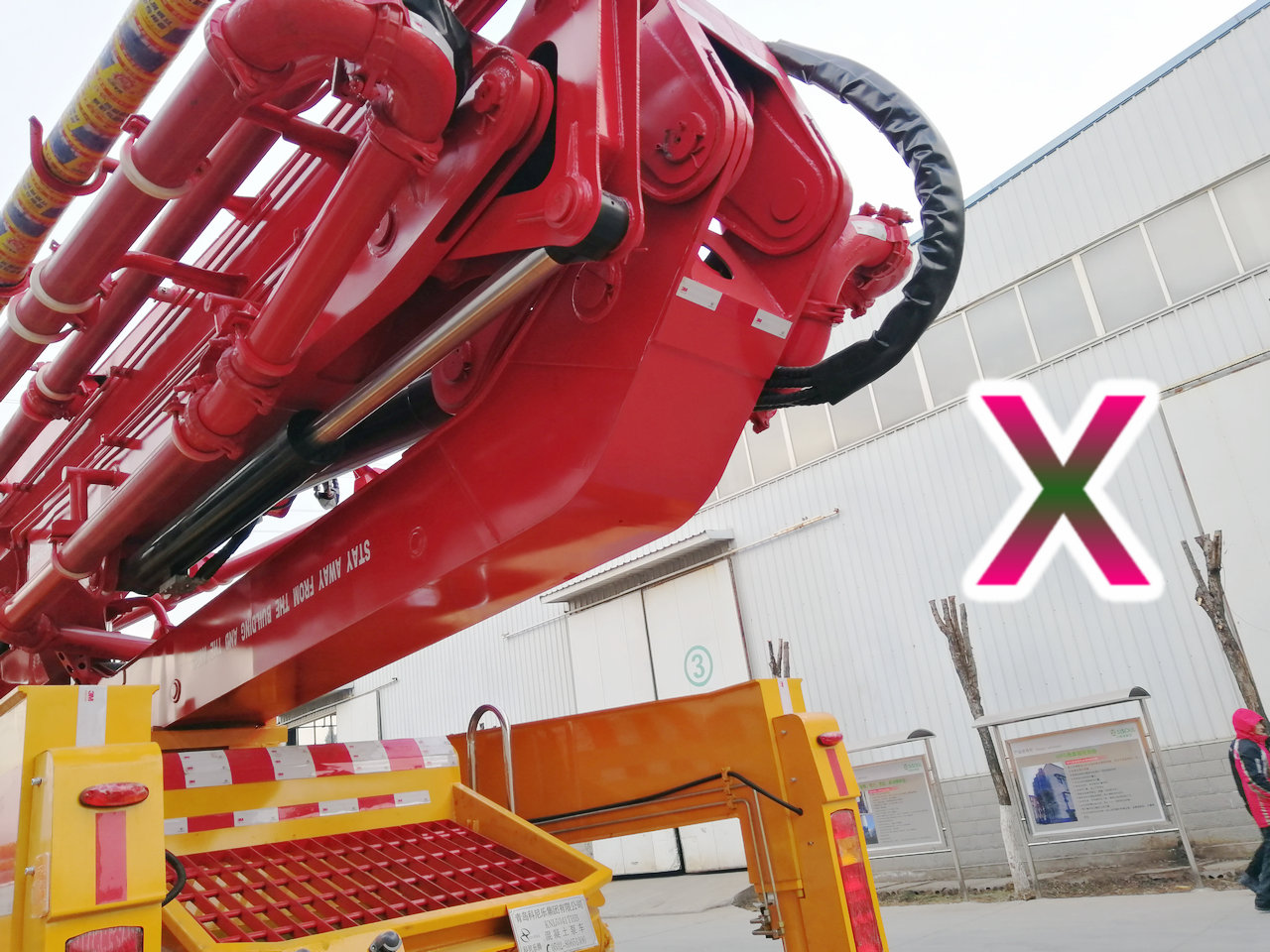 小（xiǎo）型泵車青島泵車