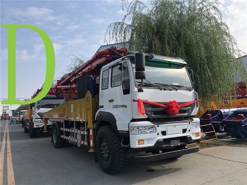 青島混（hún）凝土（tǔ）泵車價格 (13)