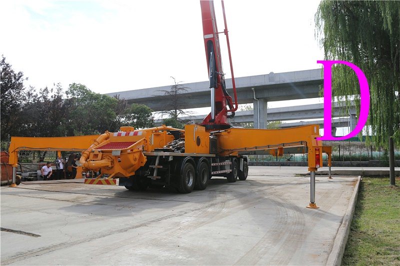 青島混（hún）凝（níng）土泵（bèng）車（chē）價格 (10)