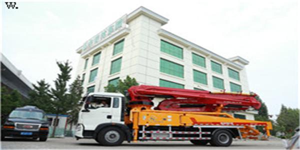 小科給你來（lái）科普：小型混凝土泵車更（gèng）換管道應注意什麽