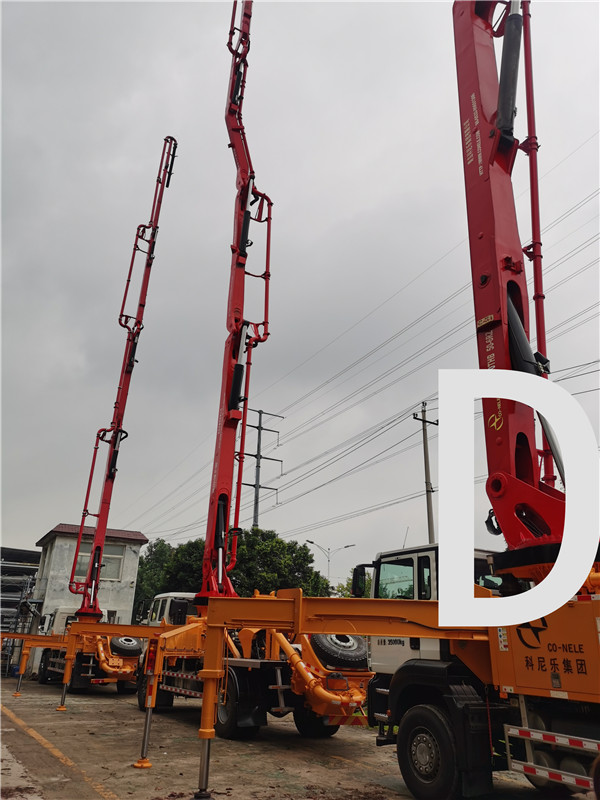 青島混凝（níng）土泵車價格 (12)