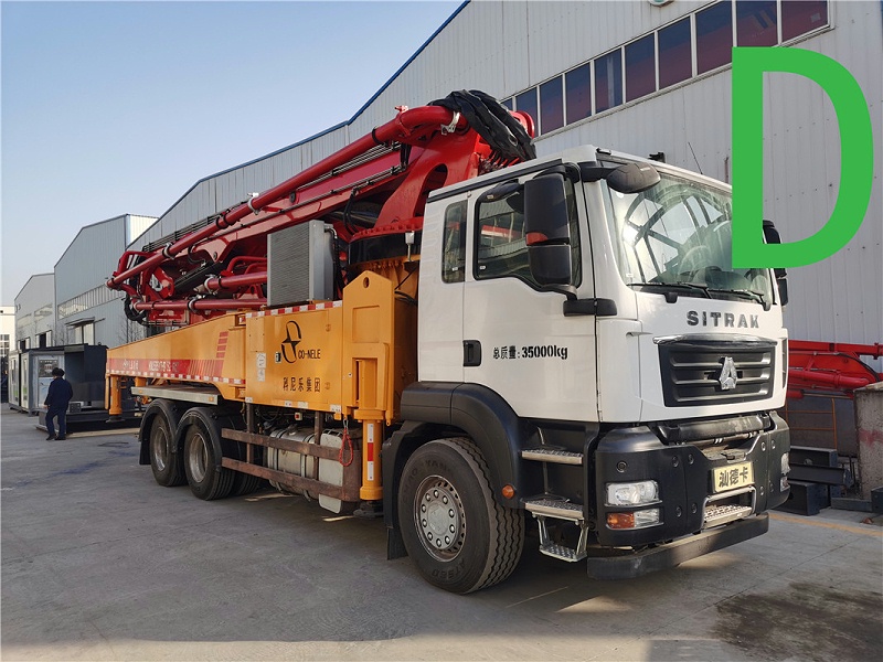 青島混凝（níng）土（tǔ）泵車價格 (1)