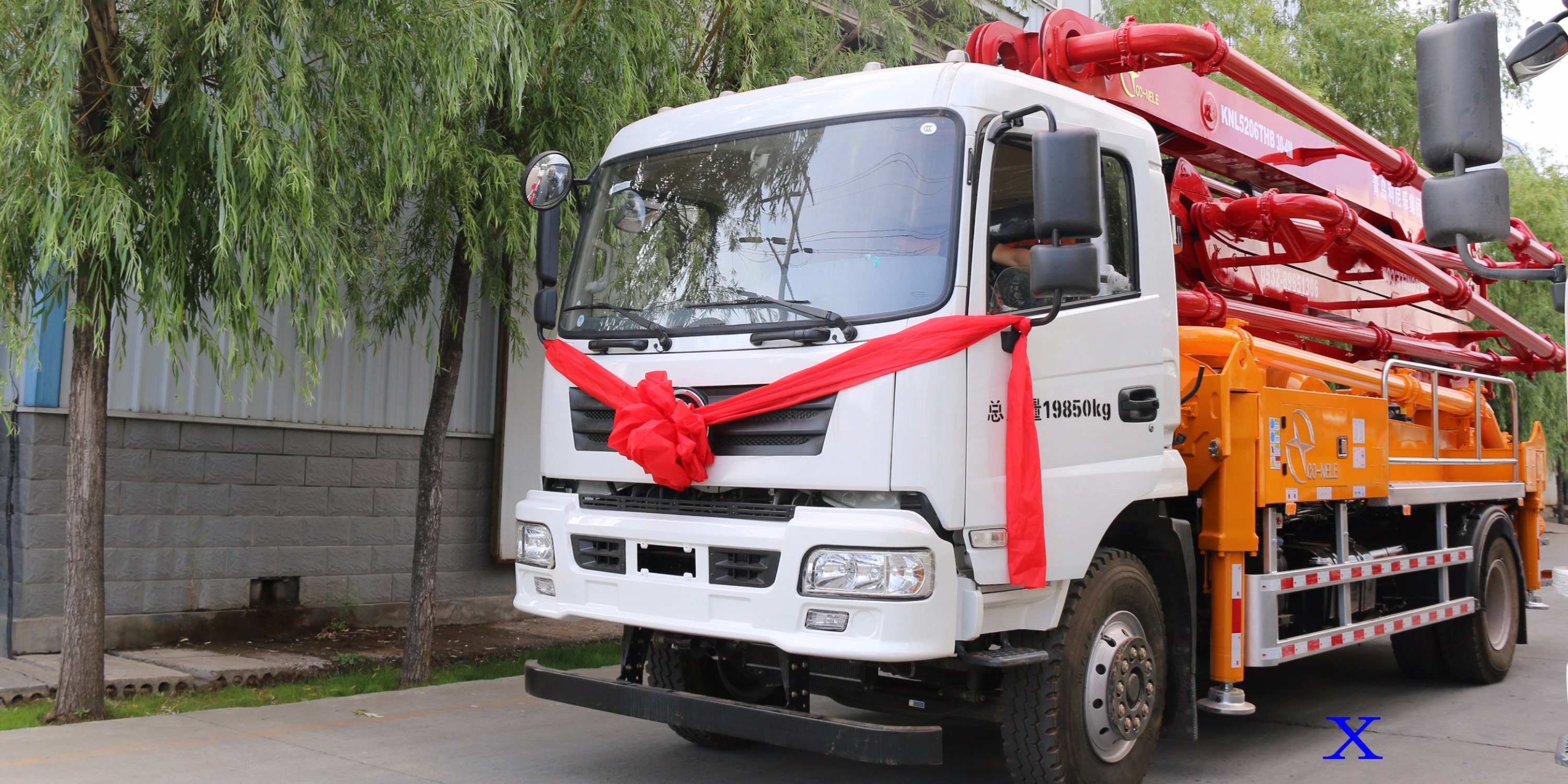 小型泵車車體裂縫如何控製