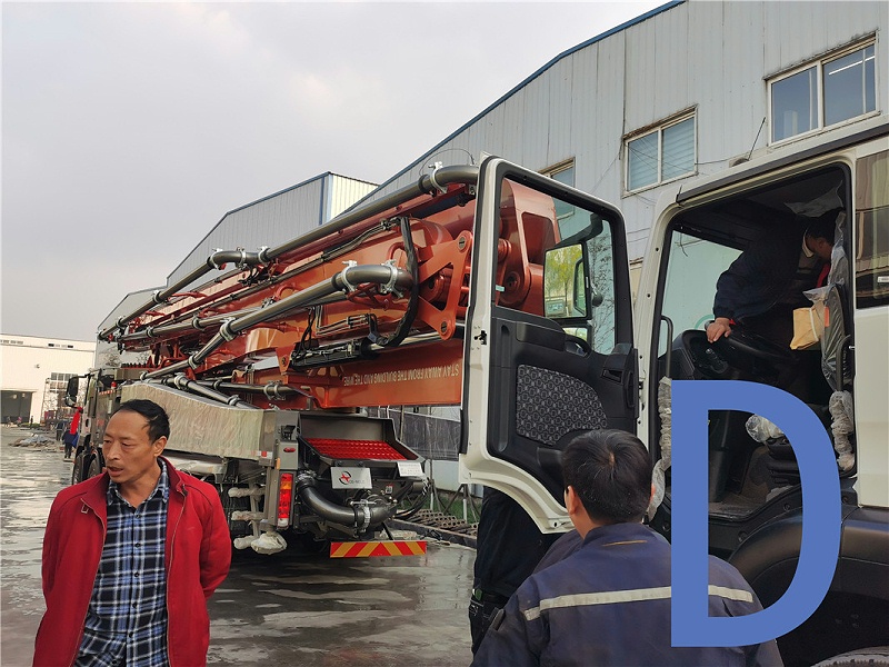 青島混（hún）凝土泵車（chē）價格 (22)