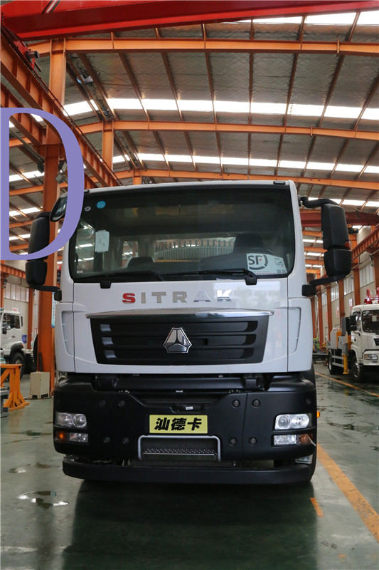 青島混凝土泵（bèng）車價格 (9)