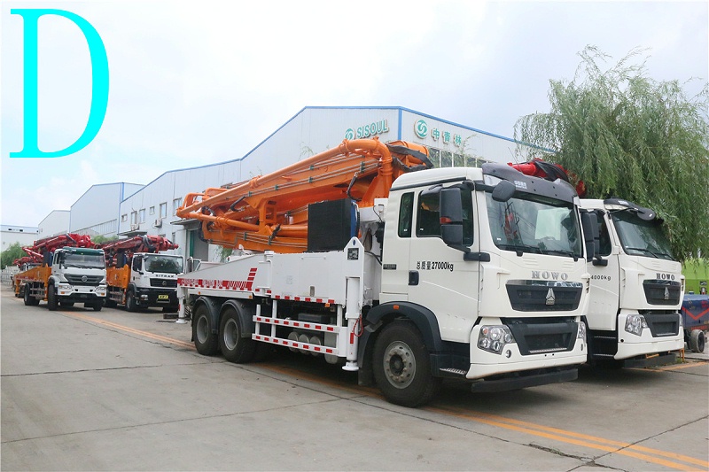 青島（dǎo）小型混凝土泵車價格 (9)