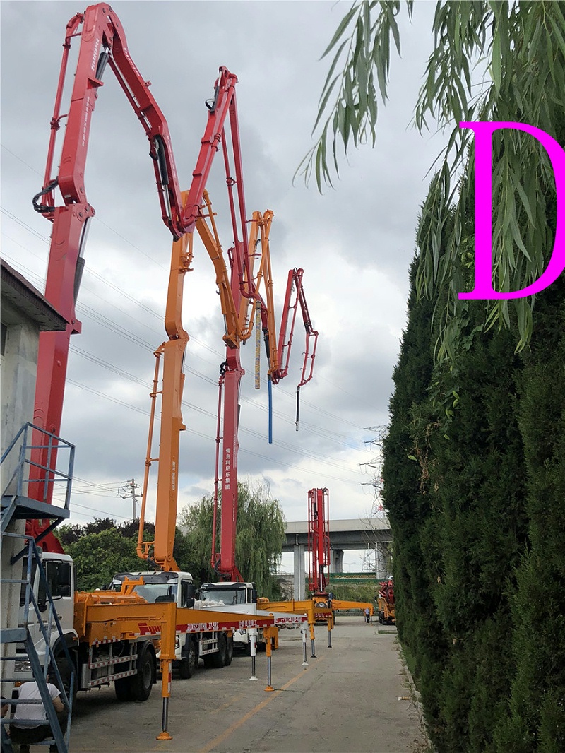 青（qīng）島混凝土泵（bèng）車價格 (12)