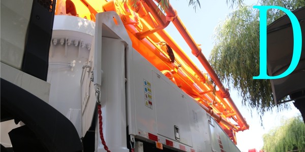 千萬別等（děng）小型混凝土泵車臂架斷裂再挽救（二）