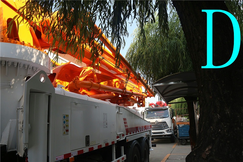 青（qīng）島小型混凝土泵車價格 (4)