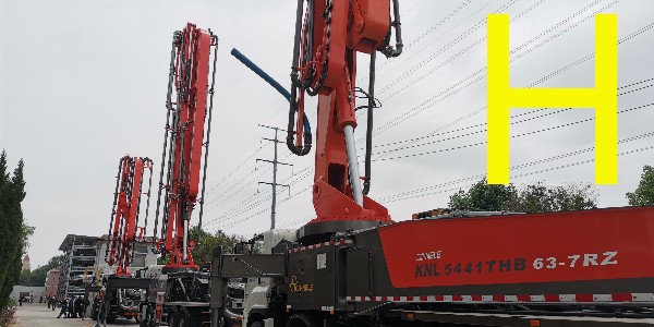 混凝土臂架式泵車的維護保（bǎo）養