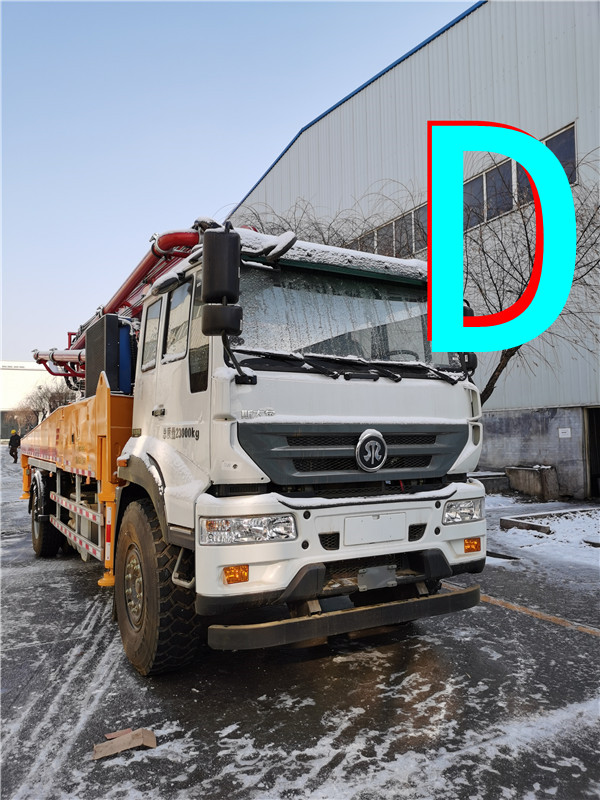 青（qīng）島混凝土泵車價（jià）格 (2)