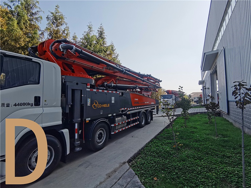 青島混（hún）凝土泵（bèng）車價格 (10)