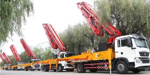 小型混凝土泵車混凝土液（yè）壓油乳化怎（zěn）麽辦？別急，小科來幫（bāng）您