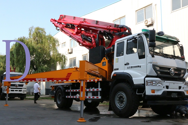 青島混凝土泵（bèng）車價（jià）格（gé） (12)