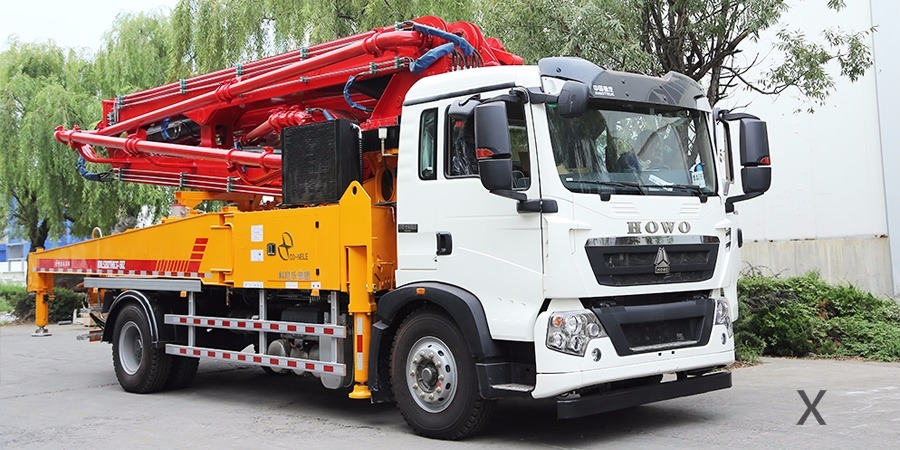 科尼樂陪您了解（jiě）小型混（hún）凝土泵（bèng）車常見故障