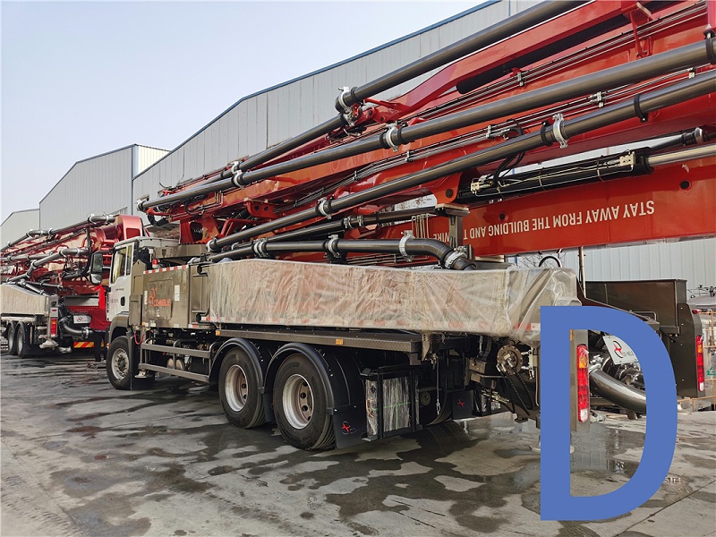 青島混凝土泵車（chē）價格 (30)