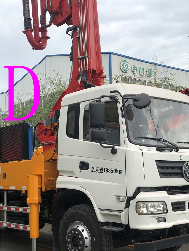 青島混凝土泵車價格（gé） (4)
