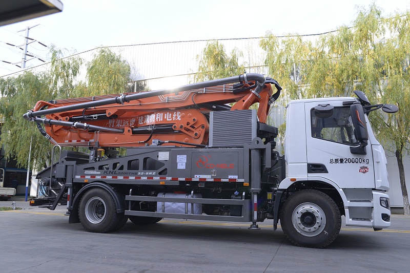 青島混（hún）凝土泵（bèng）車價格 (38)