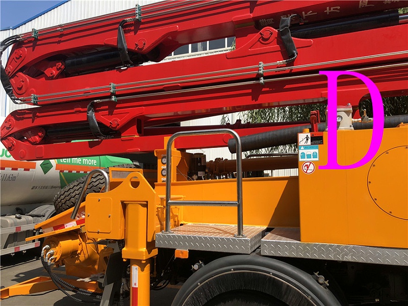 青島小型混凝土泵車價（jià）格 (14)