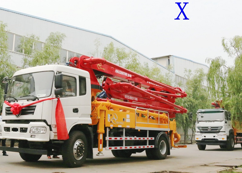 小（xiǎo）型泵車