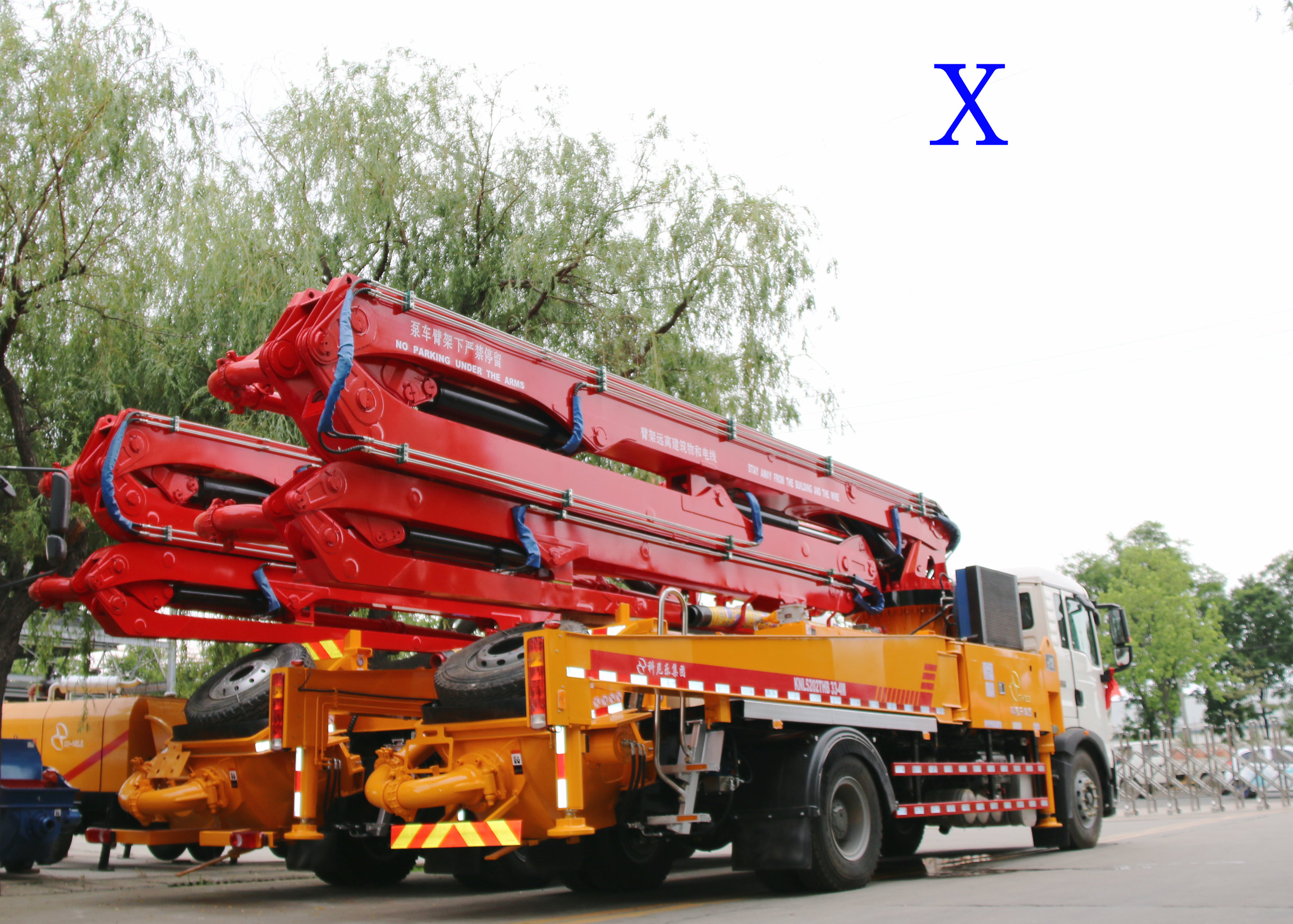 小（xiǎo）型泵車