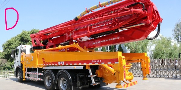 小型混凝土泵（bèng）車的（de）幾大維修常識你一定要知道（一）