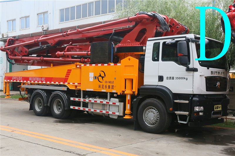 青島小型（xíng）混凝土泵車價格 (8)