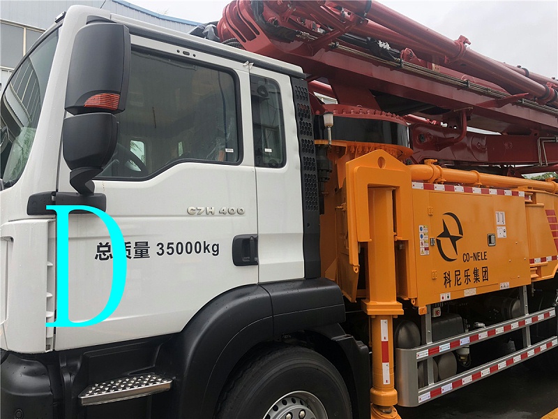 青島小型混（hún）凝土泵車（chē）價格 (11)