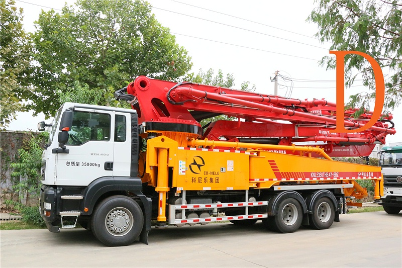 青島混凝土泵（bèng）車價格 (2)