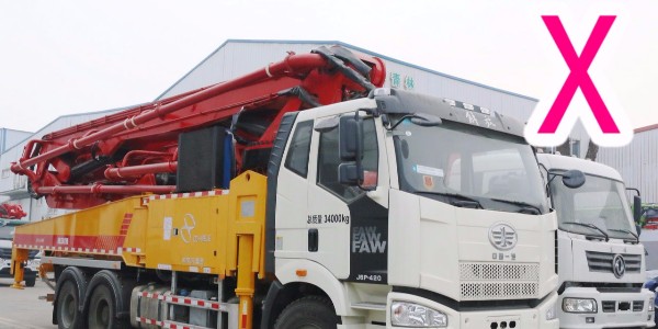 小型混（hún）凝土泵車在使用機油時需要注意哪些細（xì）節？——科尼樂集團