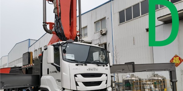 泵車安裝時各密封處一定要塗膠