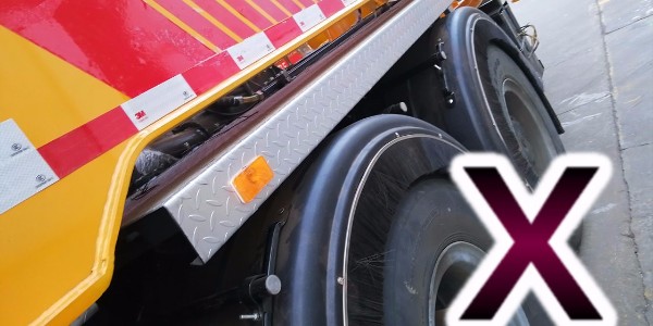 青島泵車價格分析，小型泵車和建築工（gōng）人一樣重要