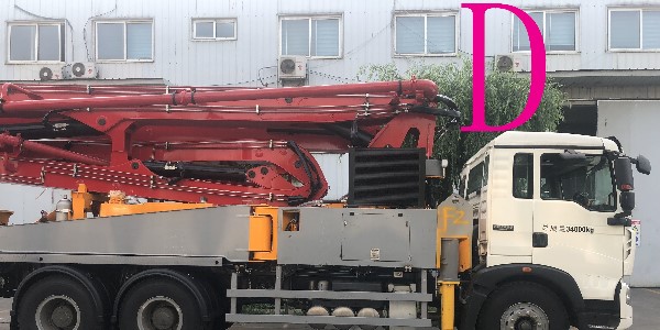 小型混凝土泵（bèng）車維修需要（yào）注（zhù）意哪些問題（tí）?