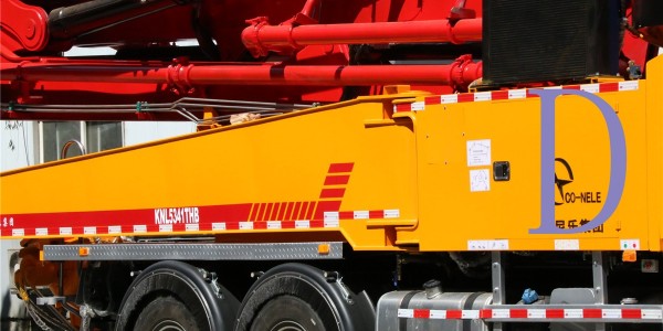 轉台在一台混凝土泵車中起到了怎樣的作用